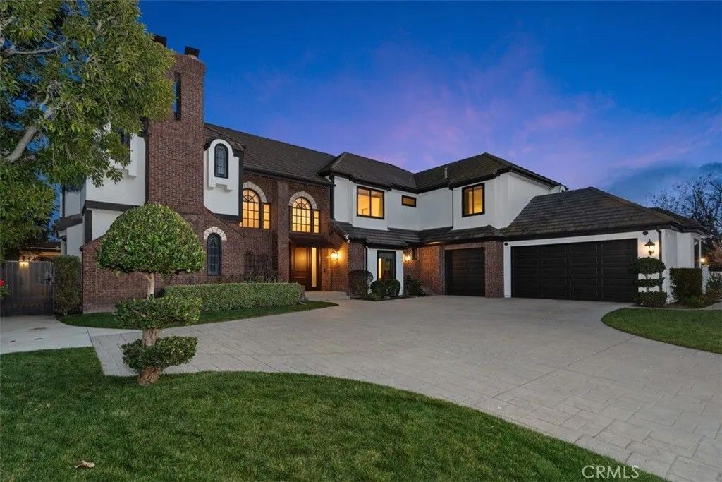 Photo of 23762 Via Monte, Coto De Caza, CA 92679 (MLS # OC26014717)