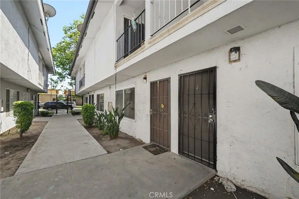 Photo of 3371 E Andy, Long Beach, CA 90805 (MLS # PW26084203)