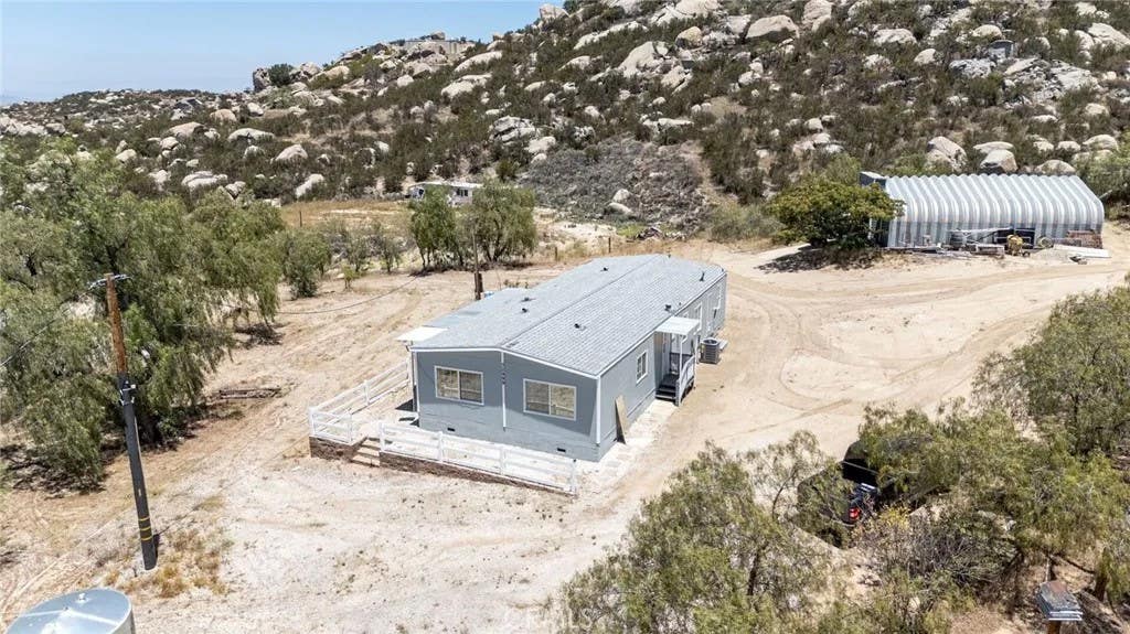Photo of 32999 Oak Drive, Hemet, CA 92544 (MLS # IV26122098)