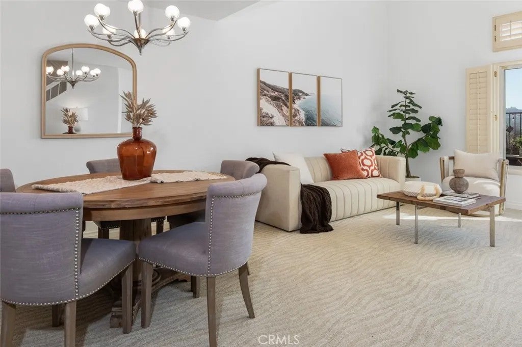 27515 Via Sequoia