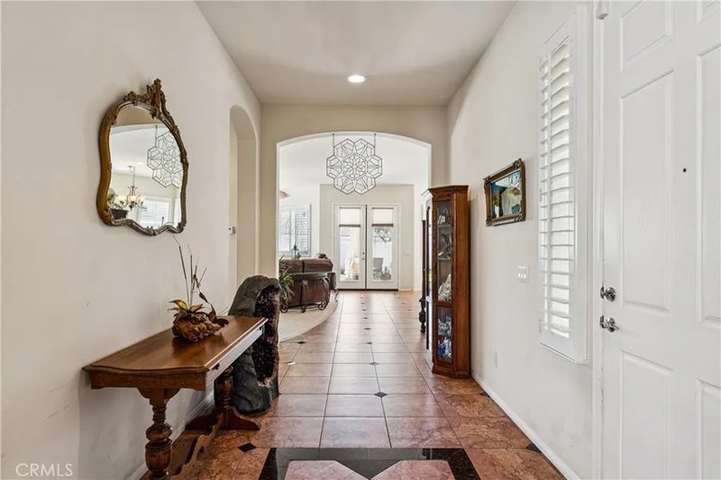 981 Hidden Oaks