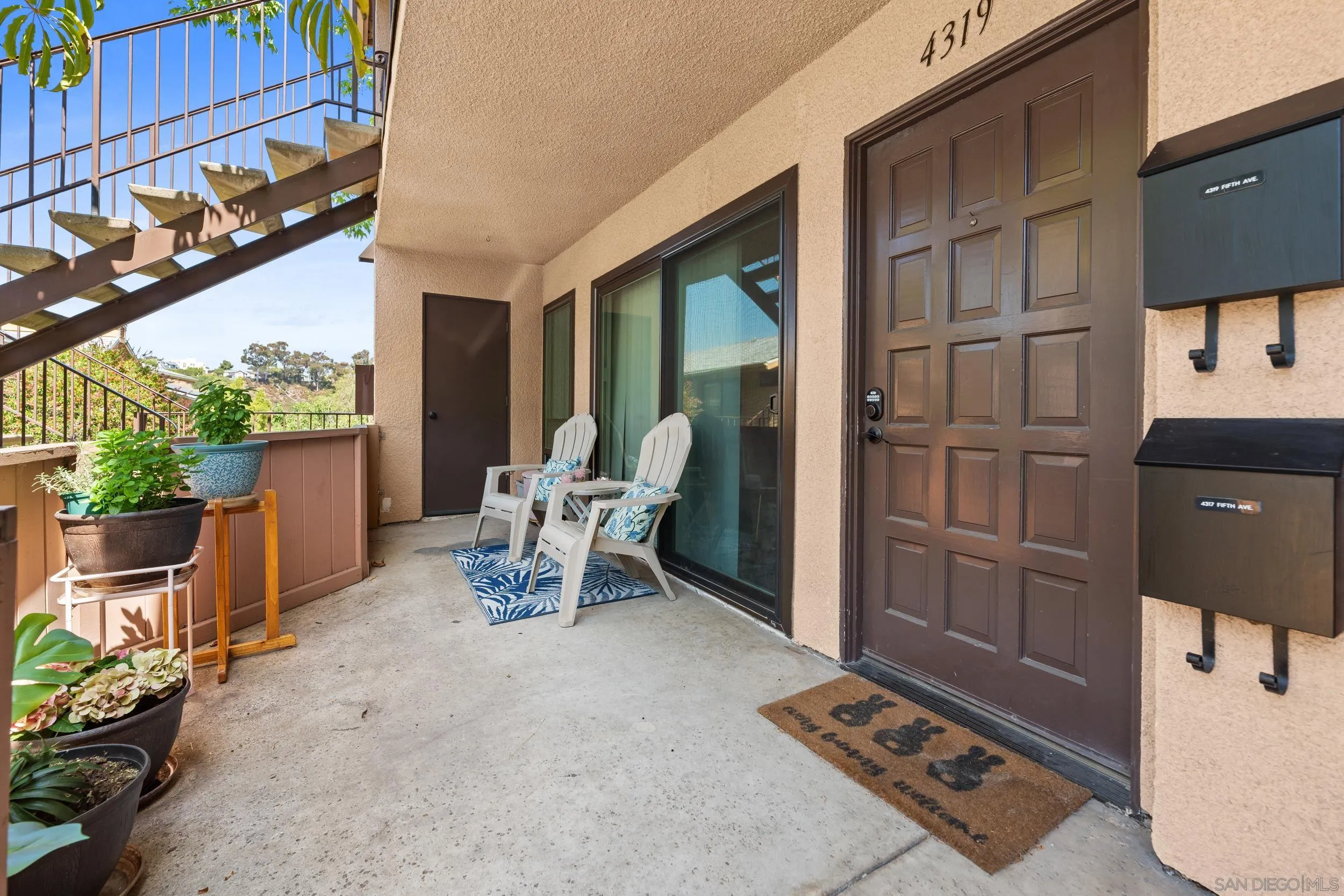 4319 5Th Ave