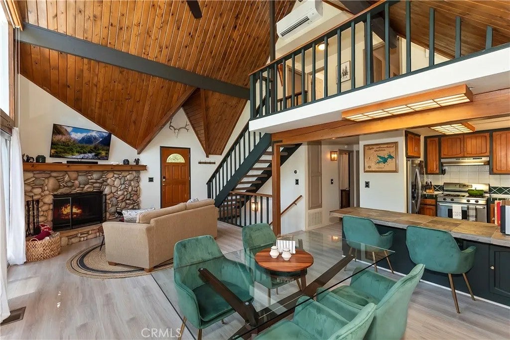 27230 Peninsula