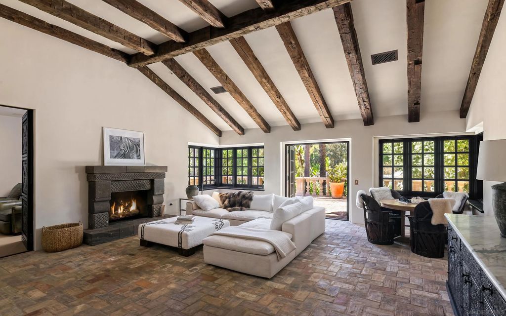 Photo of 17116 Paseo Hermosa, Rancho Santa Fe, CA 92067 (MLS # 250038221)