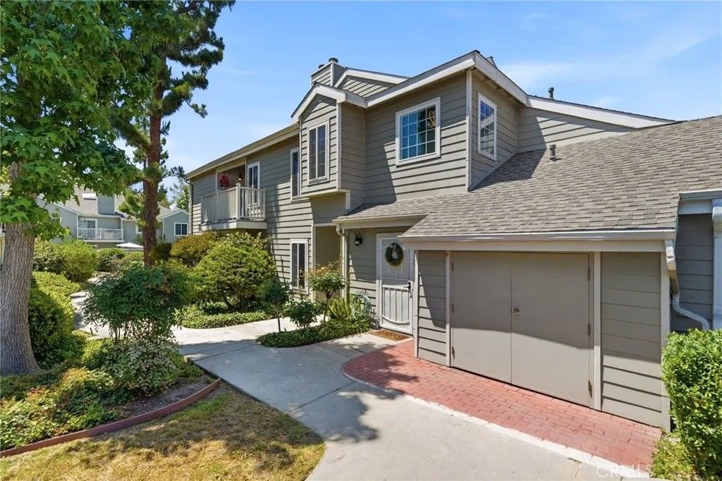 Photo of 6628 Clybourn Avenue #130, North Hollywood, CA 91606 (MLS # SR26104551)