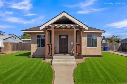 545 Ballantyne St, El Cajon, CA 92020 - #: PTP2507114