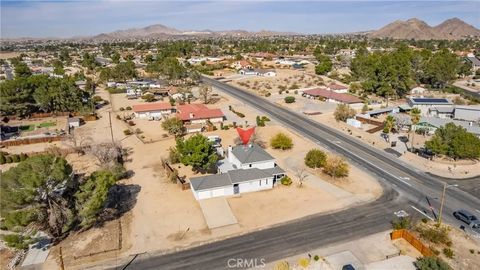 Tiny photo for 14610 Apple Valley, Apple Valley, CA 92307 (MLS # IG25259832)