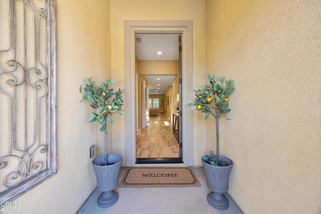 627 E Orange Blossom Way East