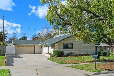 Photo of 3638 Lillian St, Riverside, CA 92504 (MLS # IV26024822)