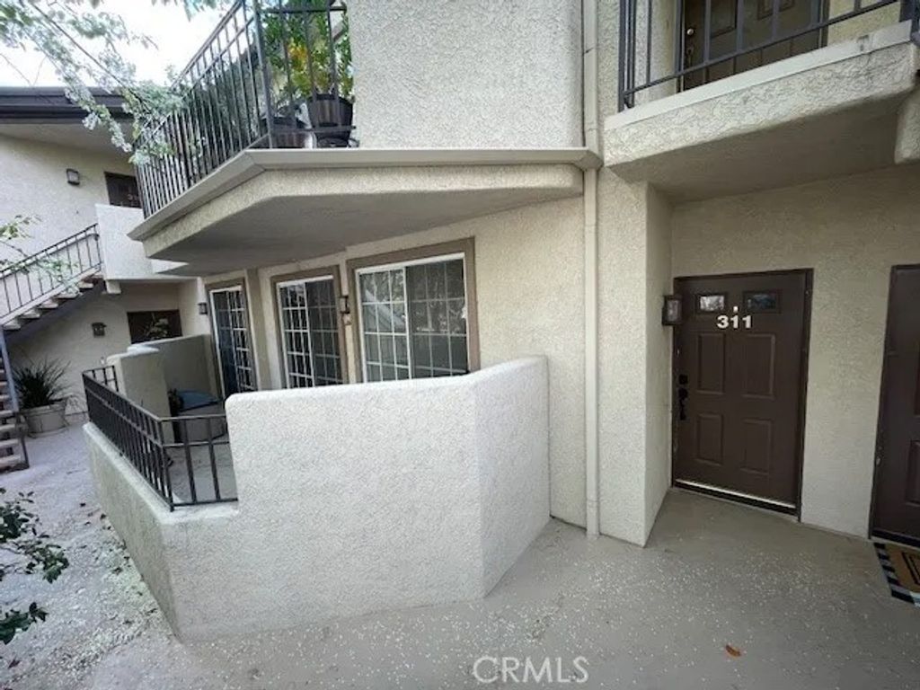 Photo of 24149 Del Monte #311, Valencia, CA 91355 (MLS # SR26029158)