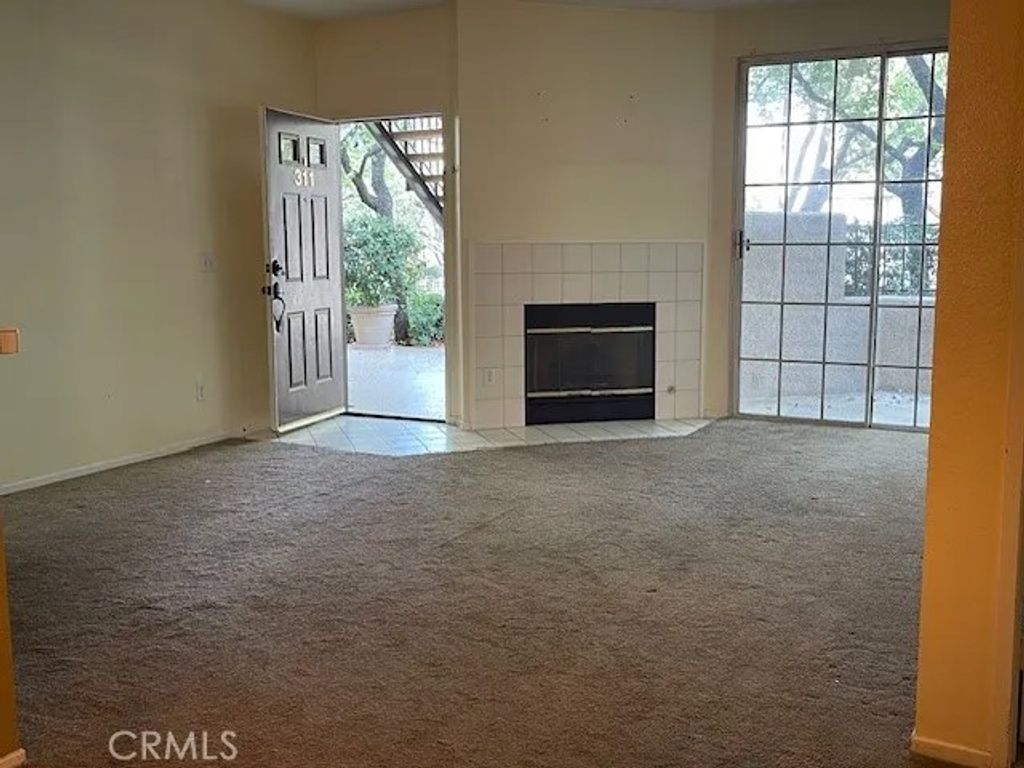 Photo of 24149 Del Monte #311, Valencia, CA 91355 (MLS # SR26029158)