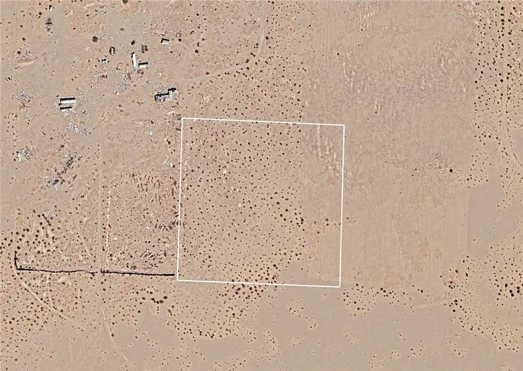 Photo of 0 9th, Blythe, CA 92225 (MLS # OC25273751)