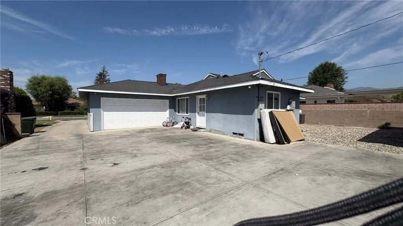 2666 Fairgreen Avenue