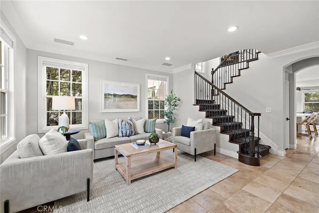 2 Mayville Place