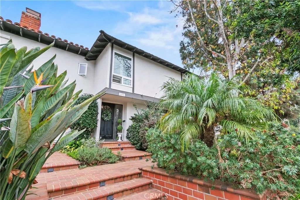 Photo of 2638 Vista del Oro, Newport Beach, CA 92660 (MLS # NP26014833)