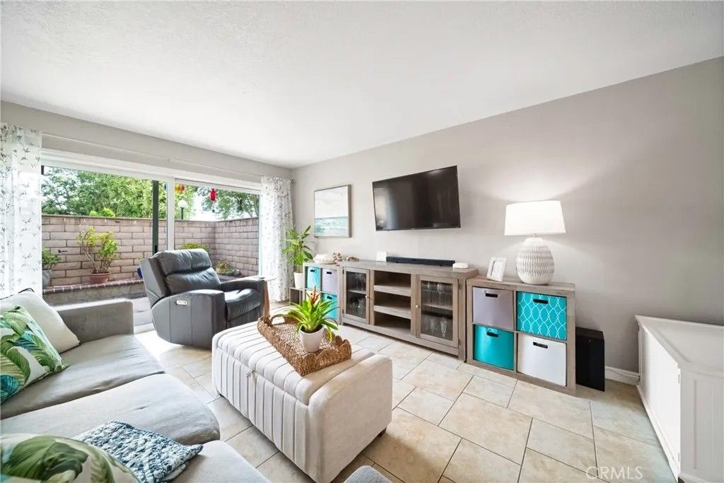 Photo of 2121 Magnolia Ave, Ontario, CA 91762 (MLS # CV25267218)