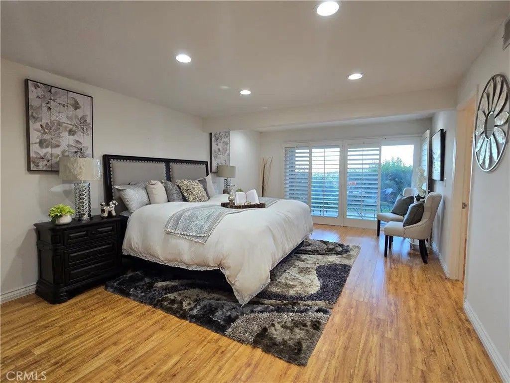 Photo of 37 Cottonwood Cir, Rolling Hills Estates, CA 90274 (MLS # PW26020615)