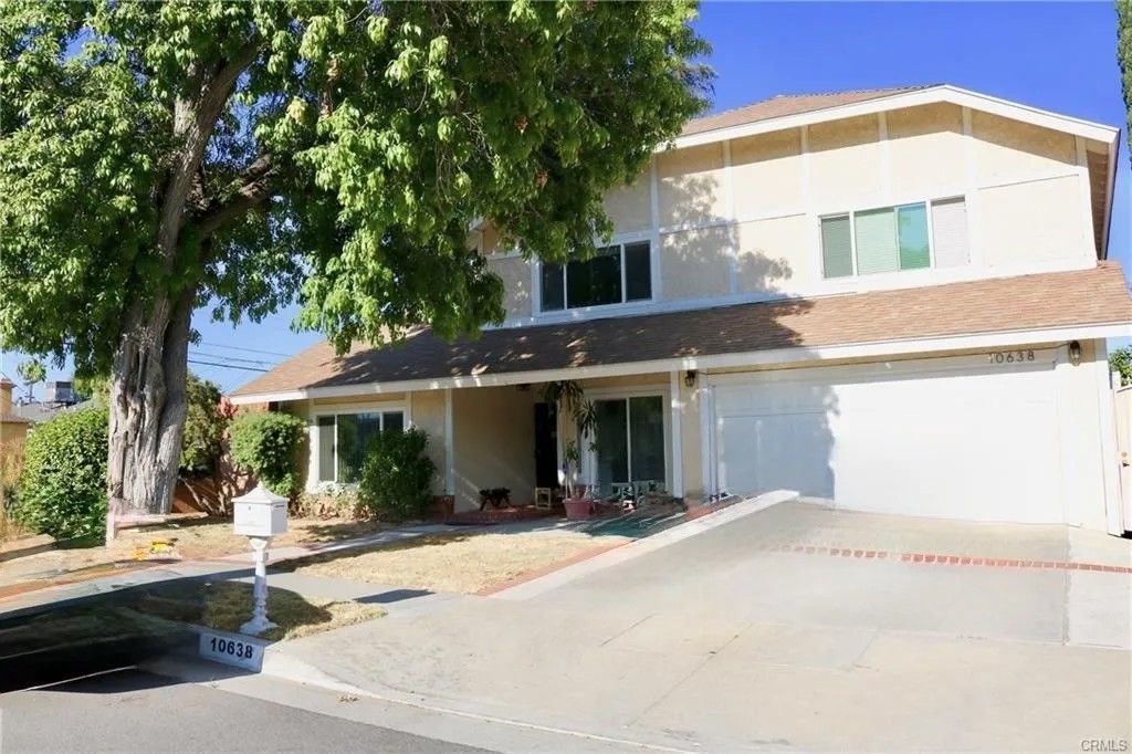 Photo of 10638 Balcom Avenue, Granada Hills, CA 91344 (MLS # SR26084061)