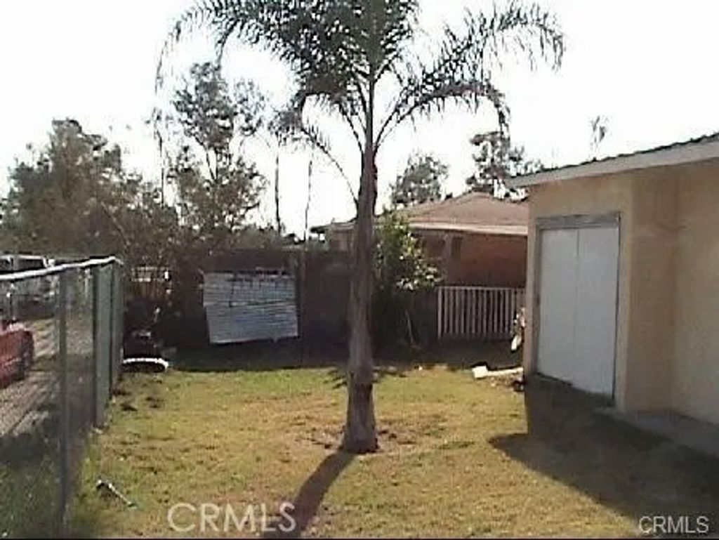 Photo of 16445 Arrow Blvd, Fontana, CA 92335 (MLS # IG26065483)