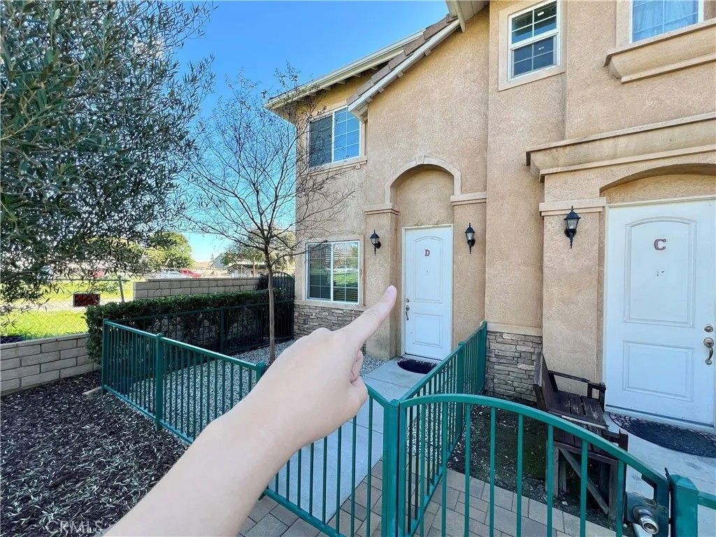 Photo of 1672 E Harvard Pl #D, Ontario, CA 91764 (MLS # TR26019383)