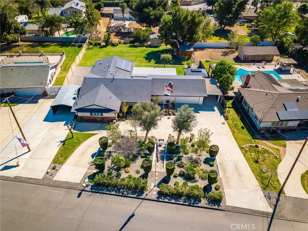 Photo of 19830 Grant St, Corona, CA 92881 (MLS # IV26061459)