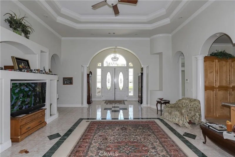 5268 Queen Elizabeth Drive