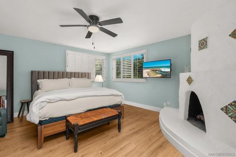 Tiny photo for 2318 Plum St, San Diego, CA 92106 (MLS # 260003525)