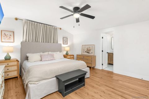 Tiny photo for 2318 Plum St, San Diego, CA 92106 (MLS # 260003525)