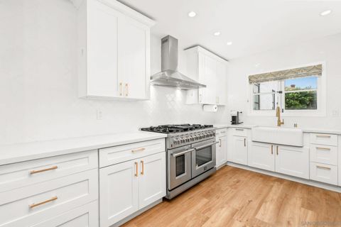 Tiny photo for 2318 Plum St, San Diego, CA 92106 (MLS # 260003525)