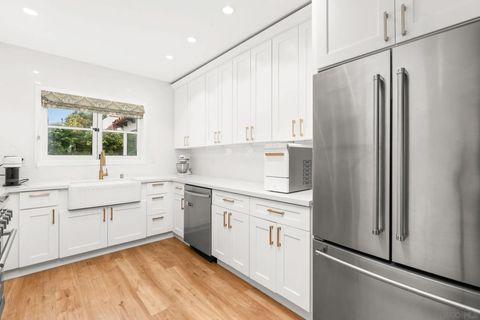 Tiny photo for 2318 Plum St, San Diego, CA 92106 (MLS # 260003525)