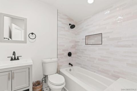 Tiny photo for 2318 Plum St, San Diego, CA 92106 (MLS # 260003525)