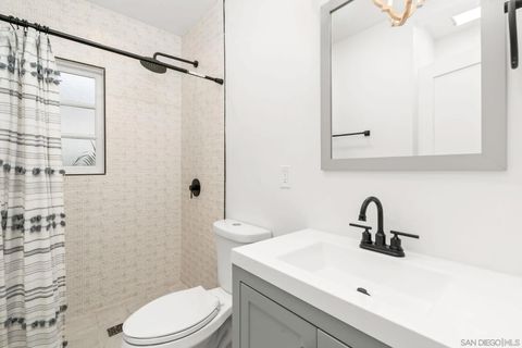 Tiny photo for 2318 Plum St, San Diego, CA 92106 (MLS # 260003525)