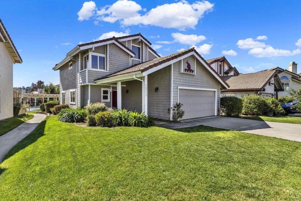 Photo of 10353 Oak Ranch Lane, Escondido, CA 92026 (MLS # NDP2602129)