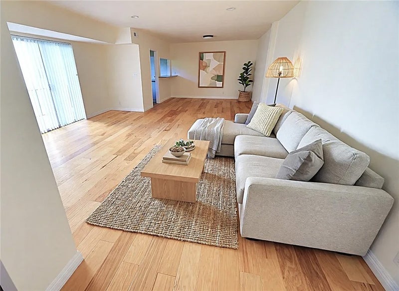 7309 Franklin Avenue 406