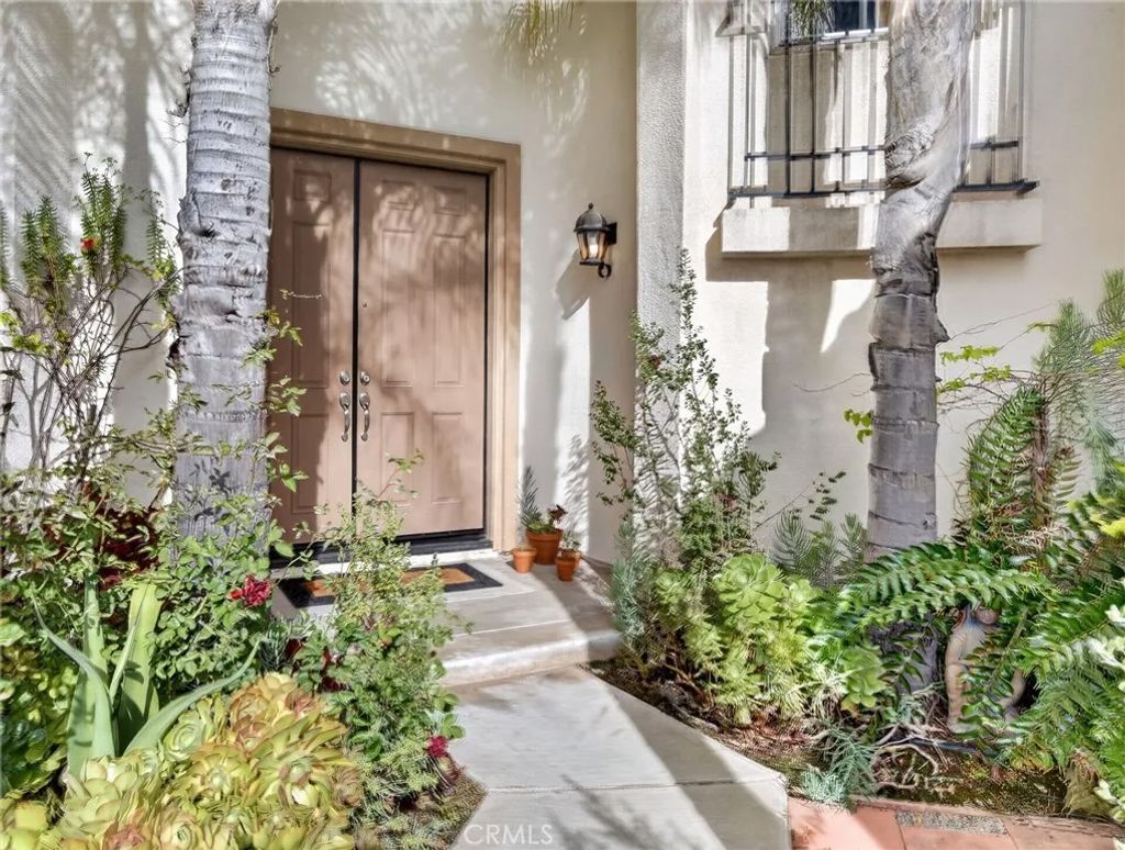 Photo of 45136 Willowick St, Temecula, CA 92592 (MLS # SW26087441)