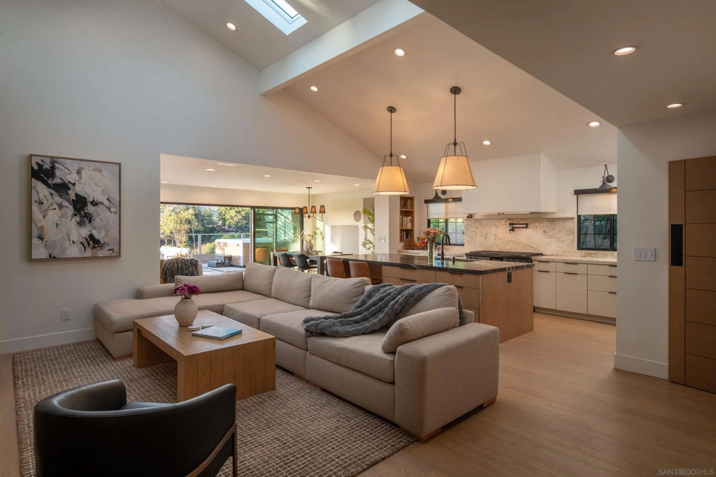Photo of 5876 Highplace Dr, San Diego, CA 92120 (MLS # 260024927)