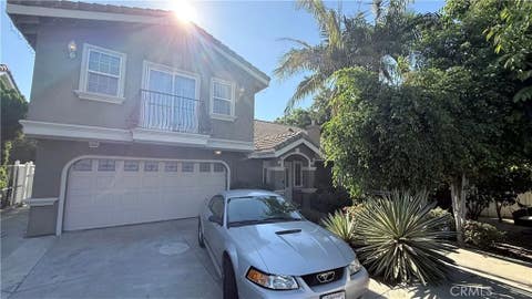 Photo of 6924 Gaviota Avenue, Van Nuys, CA 91406 (MLS # SR26187309)