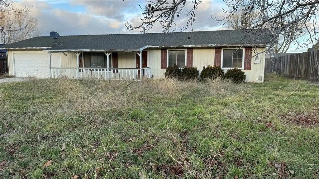 Photo of 28261 Preakness Drive, Stallion Springs, CA 93561 (MLS # CV26002086)