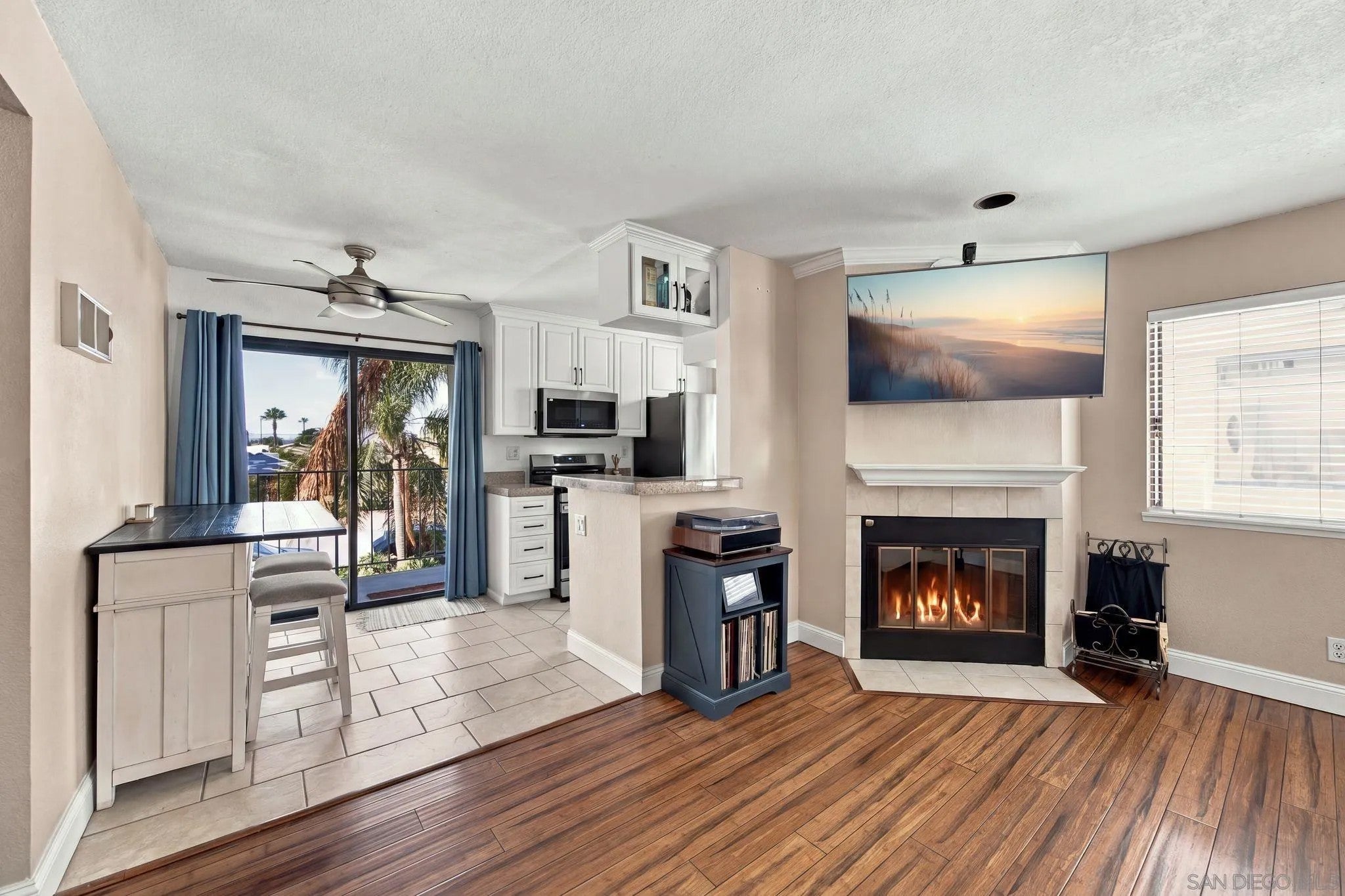 4165 Swift Ave 10