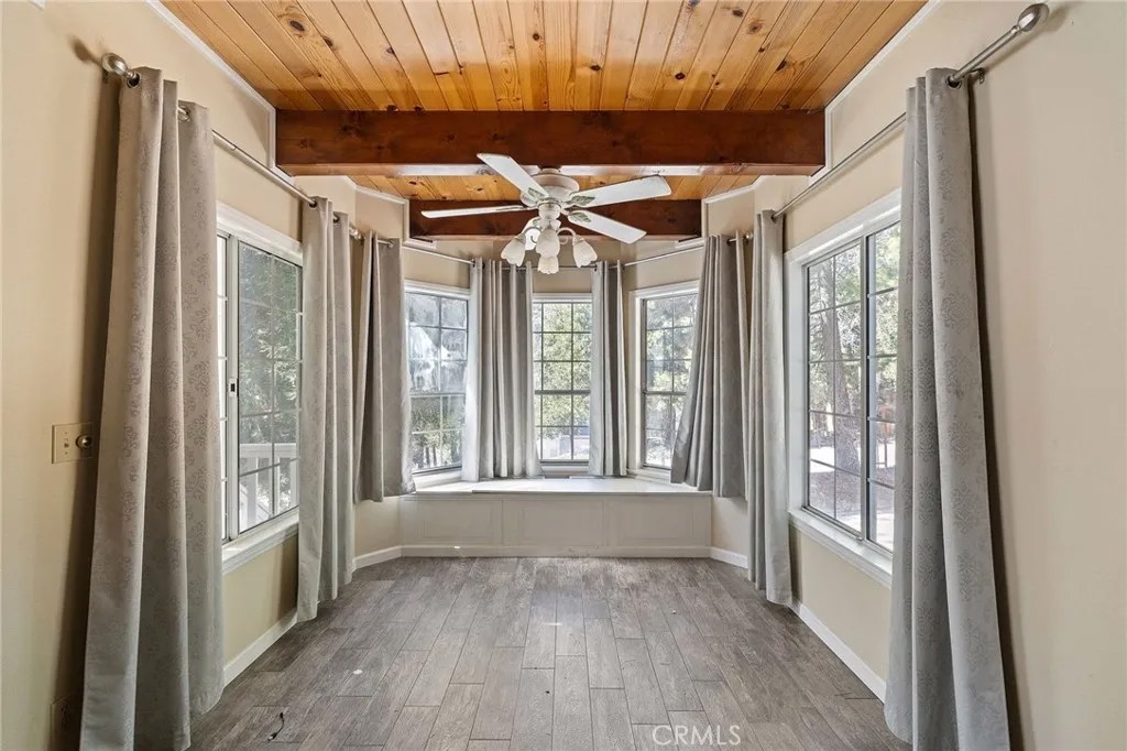 6311 Sugar Pines