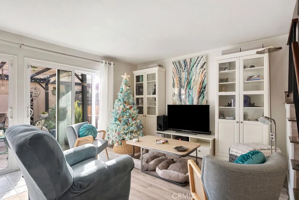 1903 S Summerplace 15