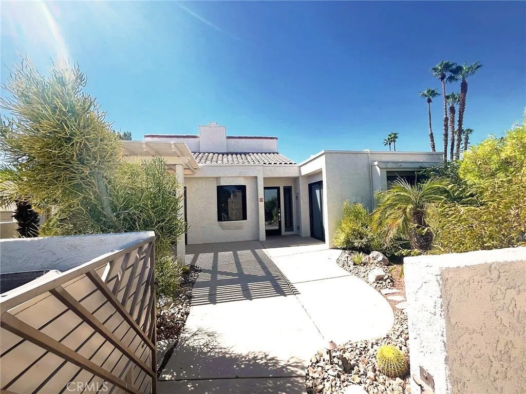 737 Inverness Drive