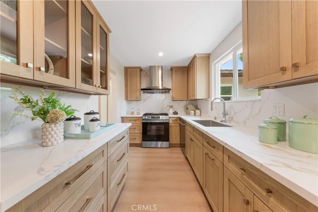 2320 Sewanee Lane