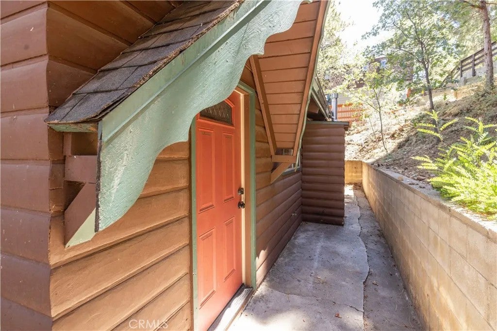 528 Villa Grove
