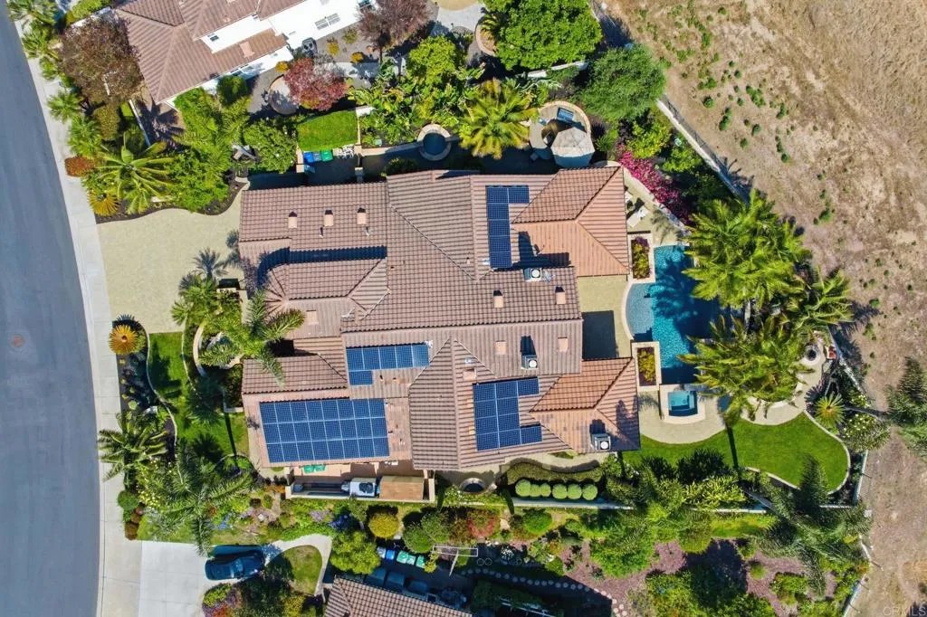 1345 Shorebird Lane