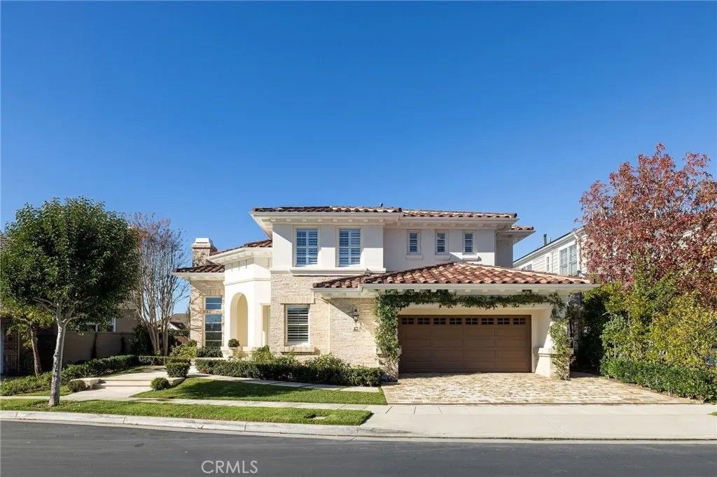 Photo of 17 Colonial Drive, Newport Beach, CA 92660 (MLS # NP25274033)