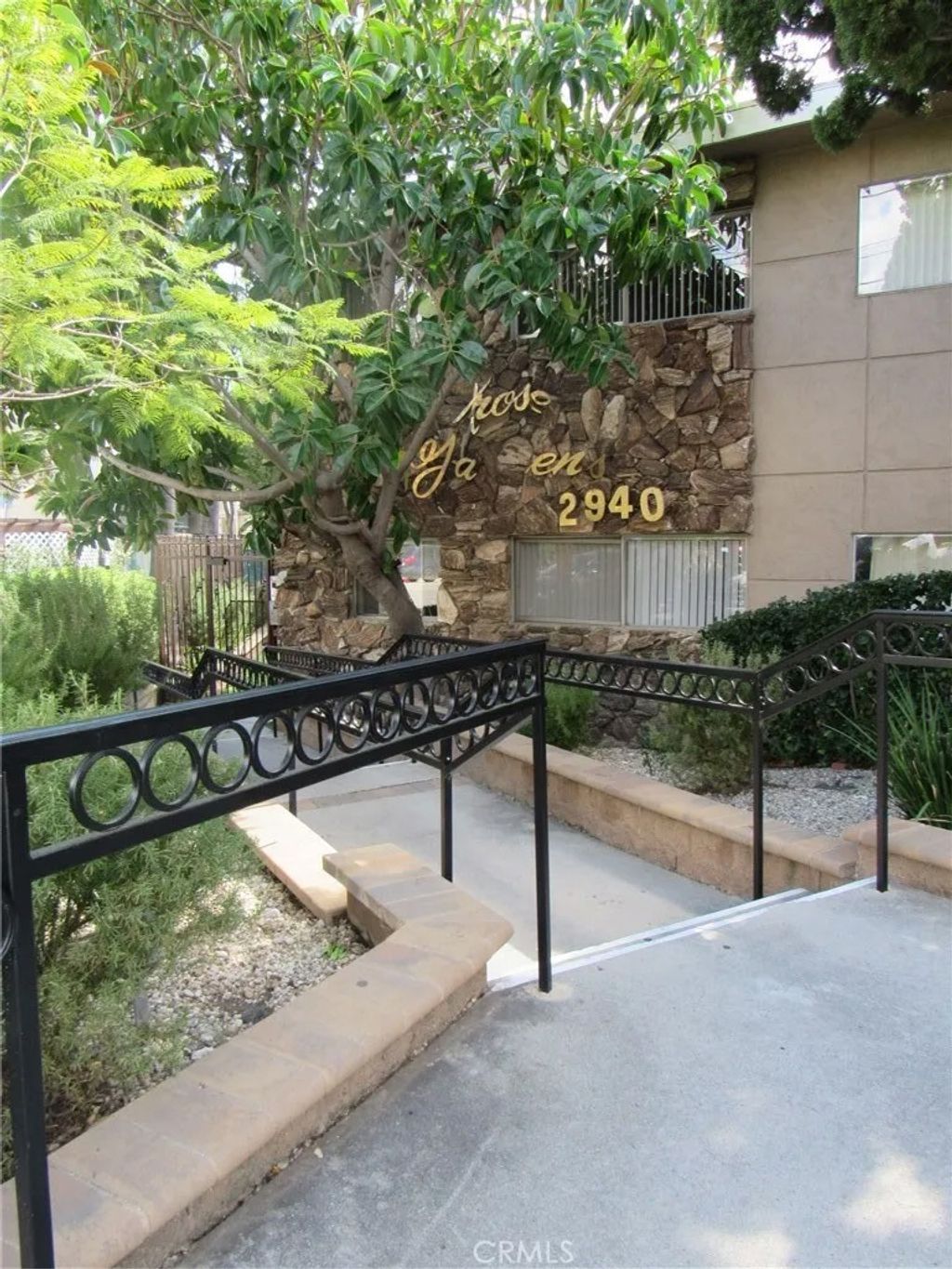 Photo of 2940 Montrose Ave #2, La Crescenta, CA 91214 (MLS # GD26078579)