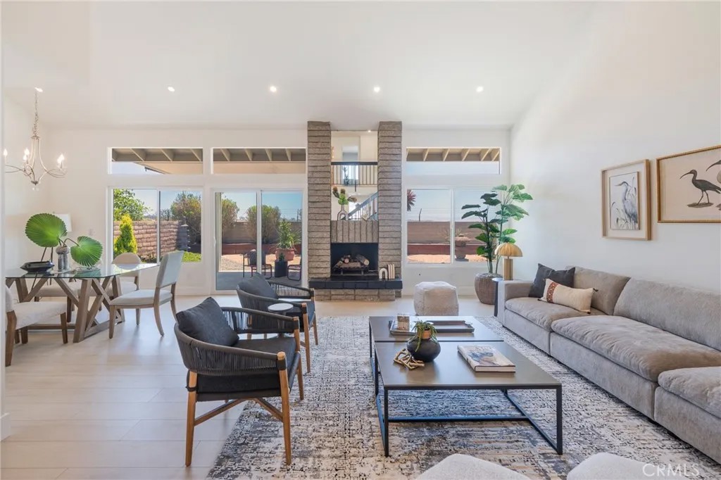 6002 Manorfield