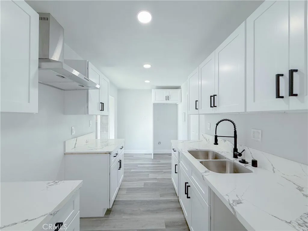 14528 S Corlett Street