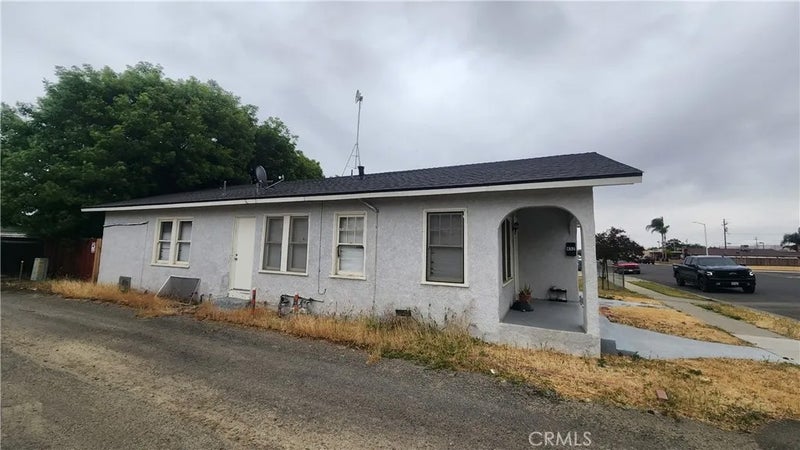 450 N 6th